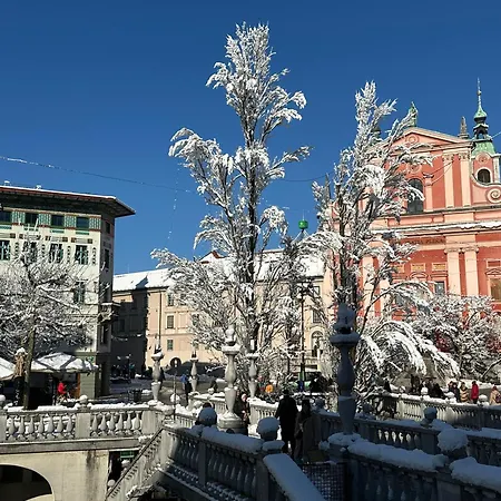 Apartment Triple Bridge Ljubljana